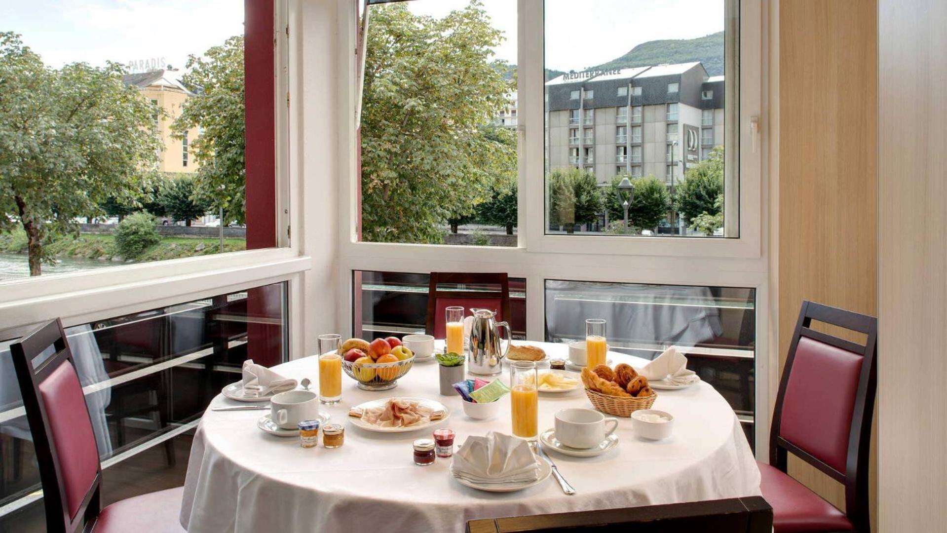 Hotel Beau Site Lourdes Exterior photo